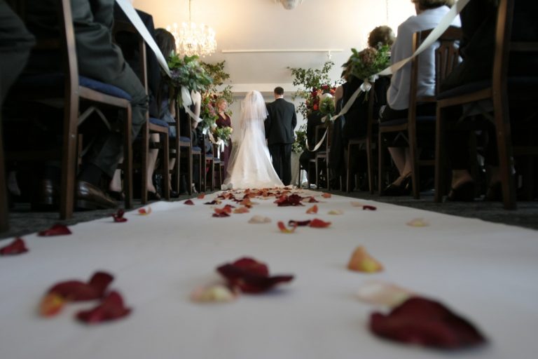 bride-ceremony-chairs